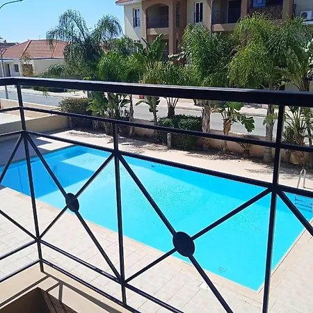 Horizon View 2 Bedroom * لارنكا